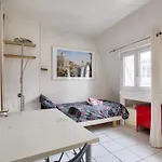Cosy Studio Near Sacre-Coeur Basilica