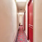 Cosy Studio Near Sacre-Coeur Basilica