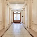 Cosy Studio Near Sacre-Coeur Basilica