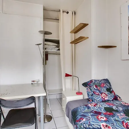 Cosy Near Sacre-coeur Basilica